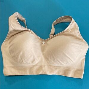 Nude Seamless Wire-Free Bra w/Wide Straps, by Breezies, NWOT